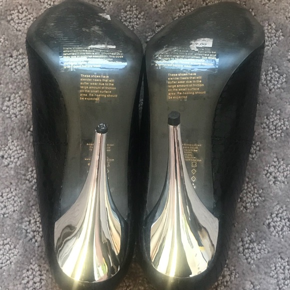Top Shop Snake print pumps black, silver size 7 - Picture 7 of 7